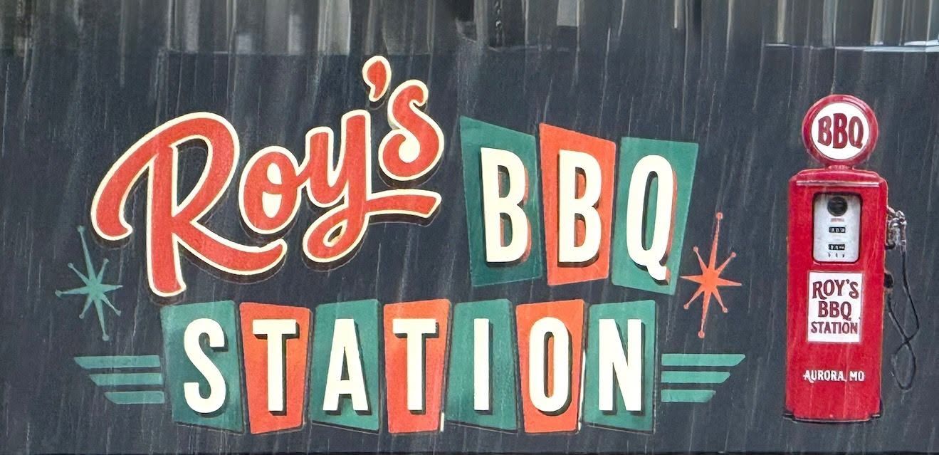 Roy's BBQ Station logo